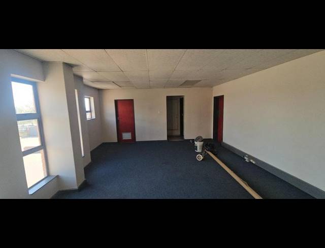 INDUSTRIAL PROPERTY TO RENT IN RANDJESPARK